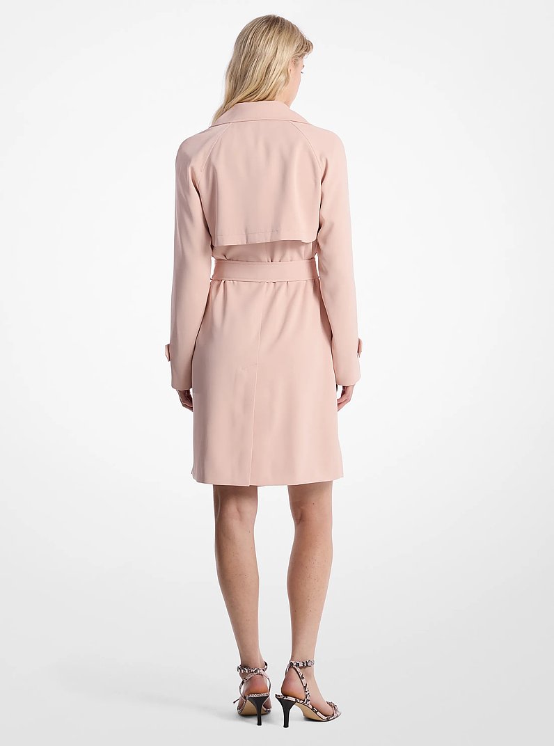 Trench-coat tiss&eacute; et drap&eacute; in EAU ROSE | Michael Kors