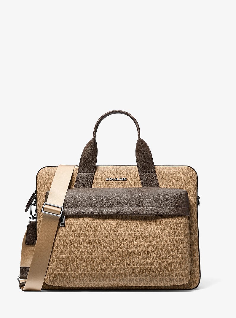 Mallette Pacey avec poche de taille moyenne &agrave; logo Signature in POIL DE CHAMEAU | Michael Kors