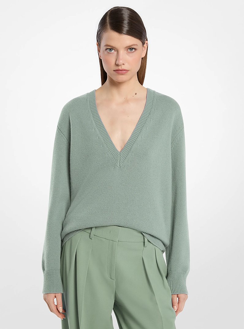 Su&eacute;ter de cachemira con cuello en V in CELAD&Oacute;N | Michael Kors