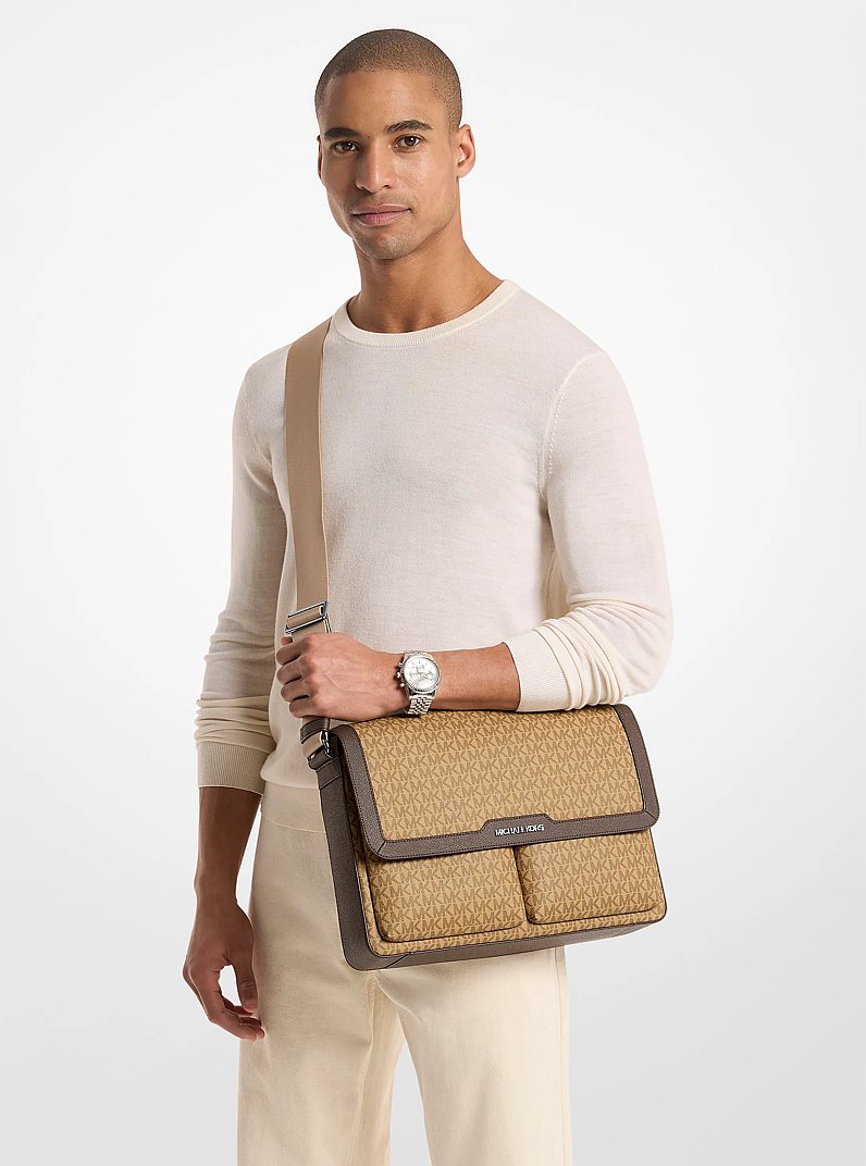 Sac messager Pacey de taille moyenne &agrave; logo Signature in POIL DE CHAMEAU | Michael Kors