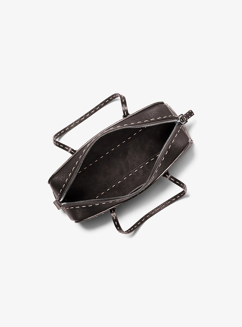 Bolso satchel Roberta de cuero granulado cosido a mano in CHOCOLATE | Michael Kors