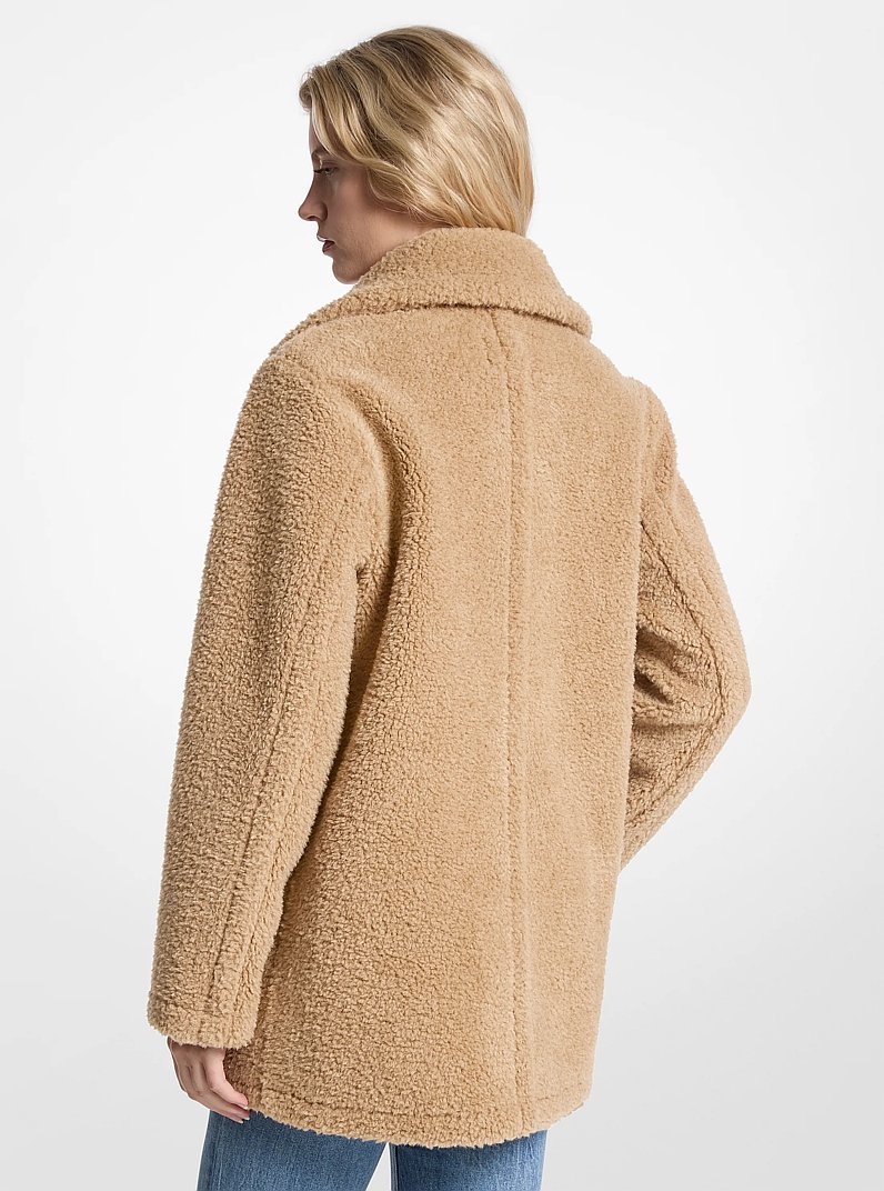 Manteau pelucheux en fausse fourrure in POIL DE CHAMEAU | Michael Kors