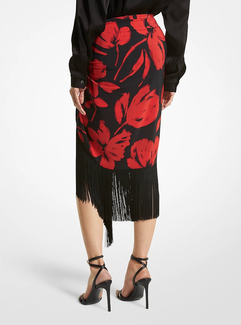 Gonna sarong in seta cr&ecirc;pe de chine con frange e motivo floreale effetto pennellata in PAPAVERO/NERO | Michael Kors