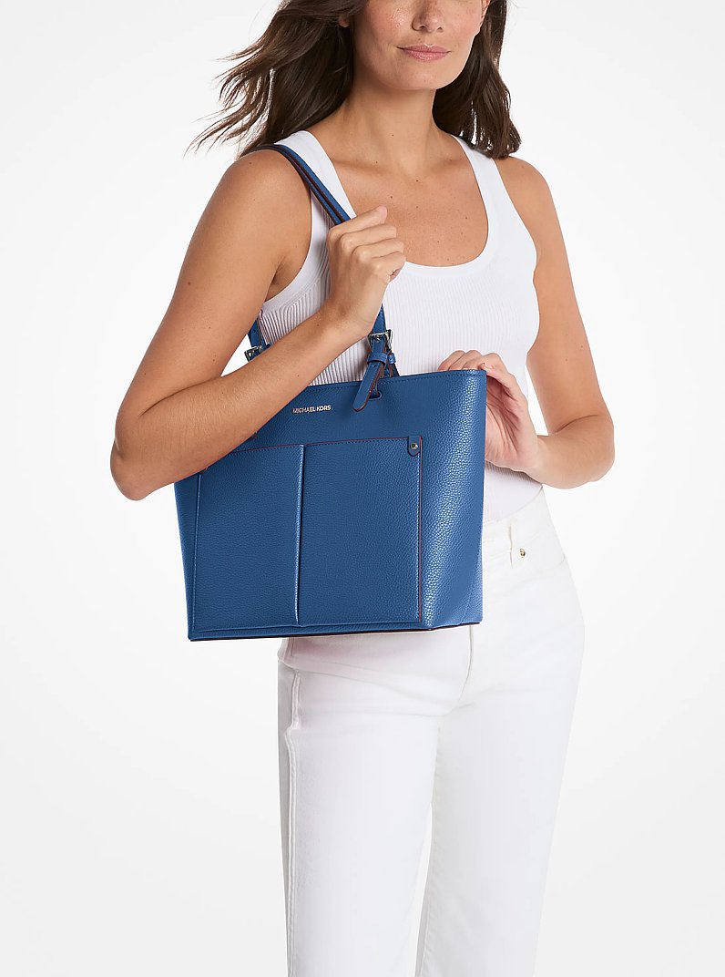 Jet Set Medium Pocket Tote Bag