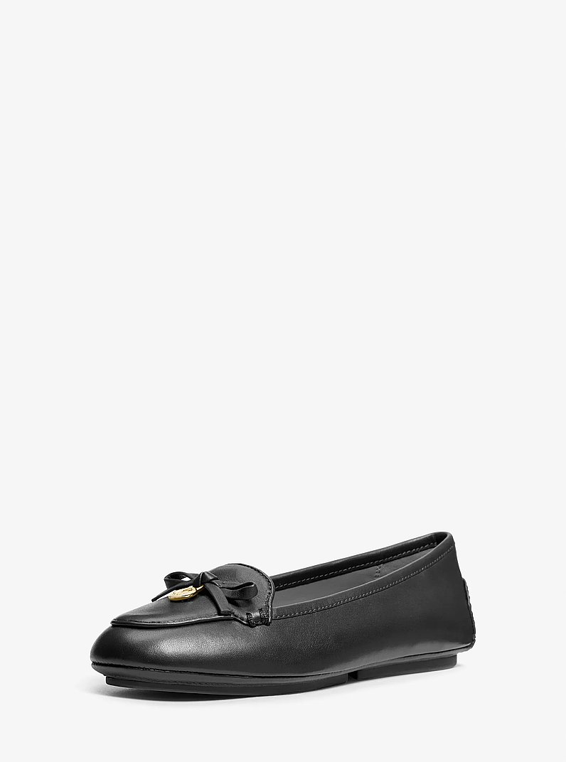 Mocas&iacute;n Wendy de piel in NEGRO | Michael Kors