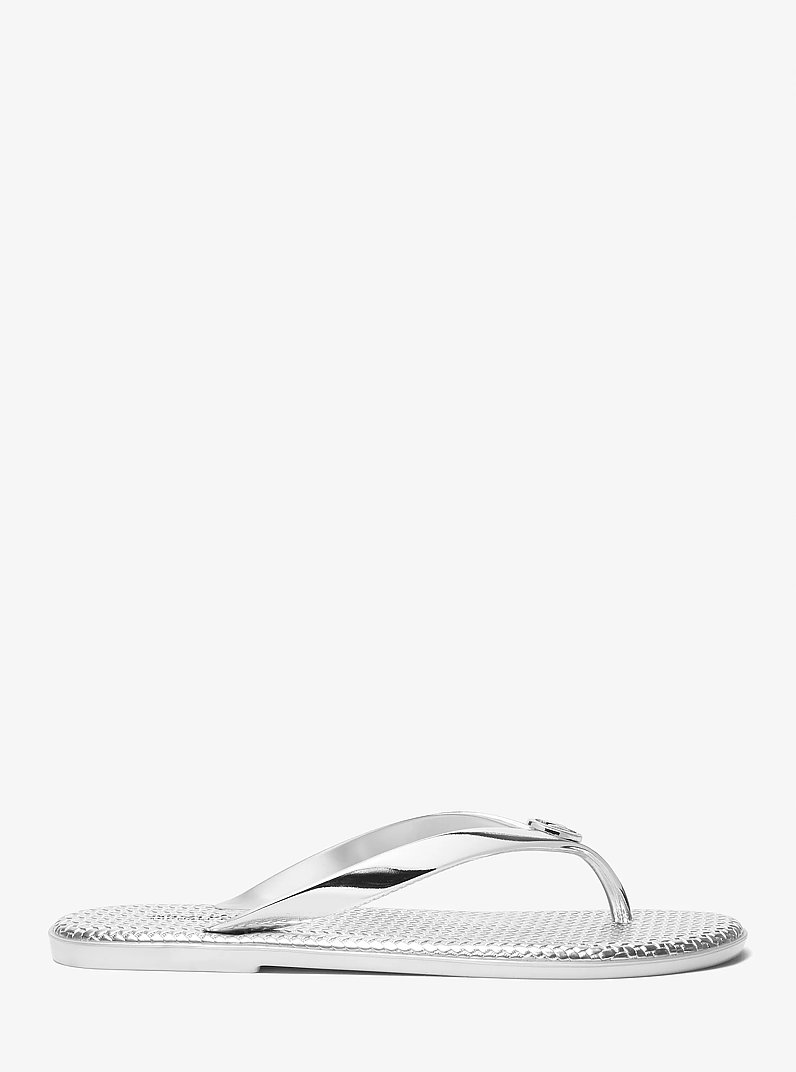 Chancletas Jet Set de PVC metalizado in PLATEADO | Michael Kors
