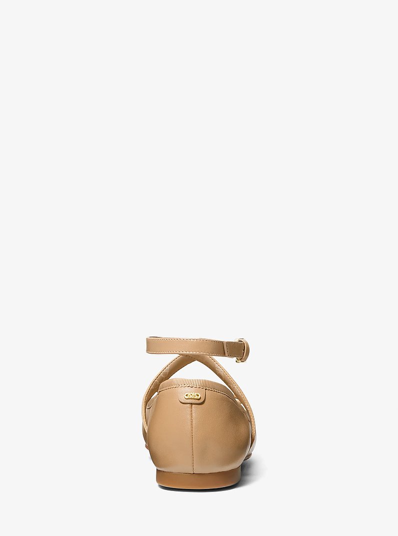 Bailarina plana de piel Collette in CAMEL | Michael Kors