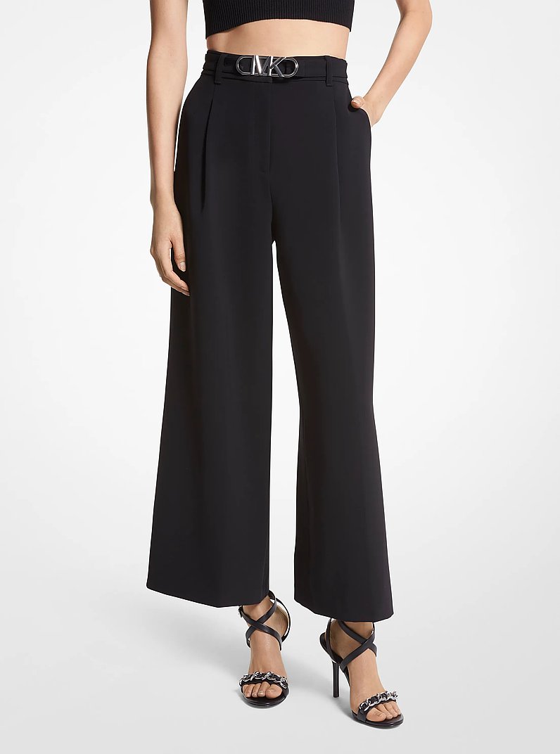 Pantalone taglio corto in twill stretch con cintura