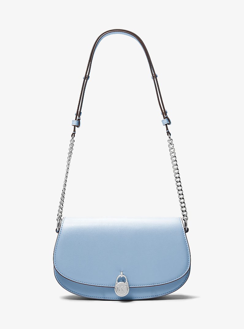Sac messager Mila de taille moyenne en cuir in BLEU CIEL CLAIR | Michael Kors
