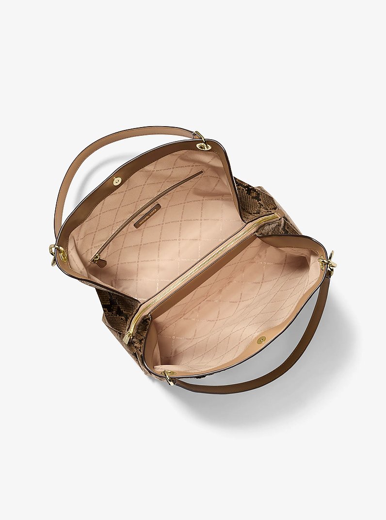 Grand sac &agrave; &eacute;paule Christina gaufr&eacute; &agrave; motif de serpent in POIL DE CHAMEAU | Michael Kors