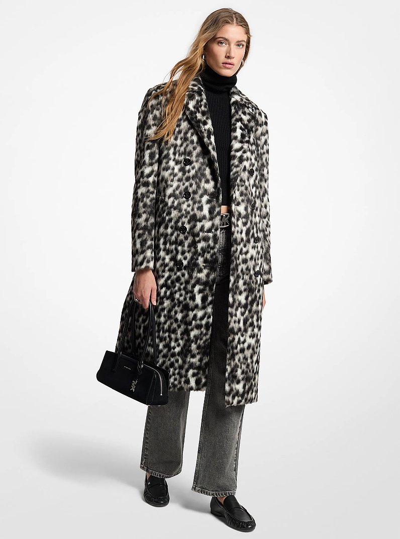 Abrigo de pelo sint&eacute;tico con estampado de leopardo in MALACHITE GREY | Michael Kors
