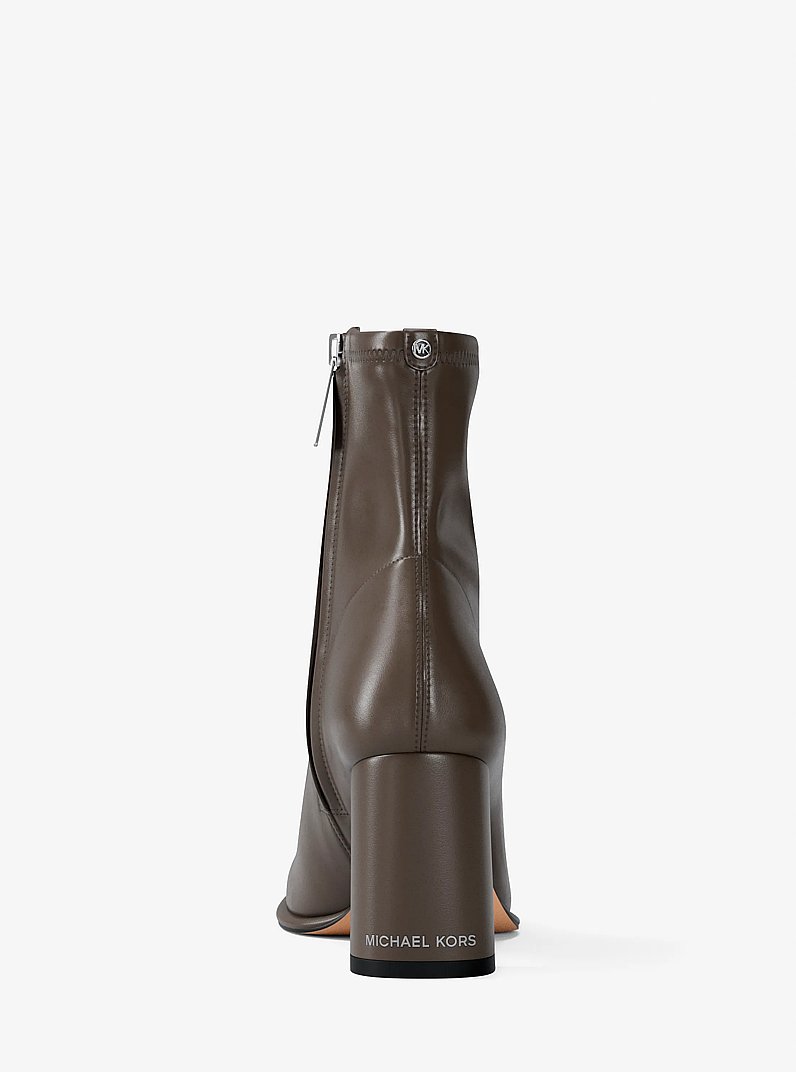Botte &agrave; talon bloc Vienna in CHAMPIGNON | Michael Kors