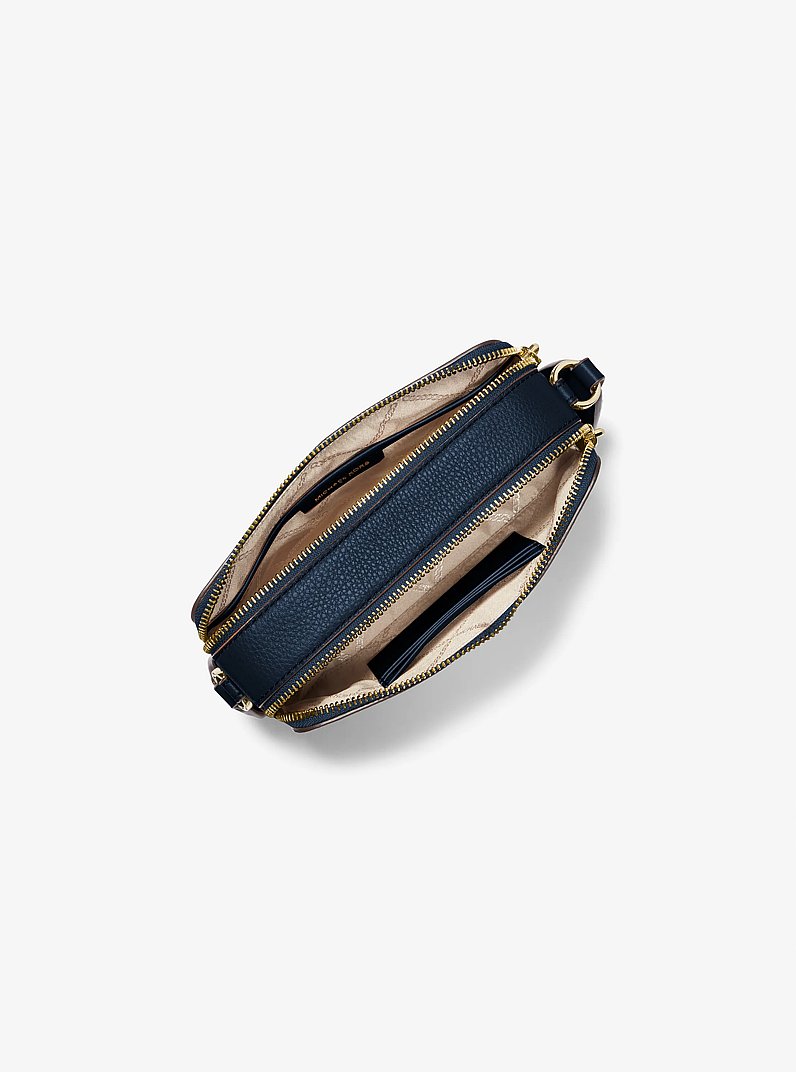 Funda para c&aacute;mara Jet Set peque&ntilde;a de piel granulada con doble cremallera