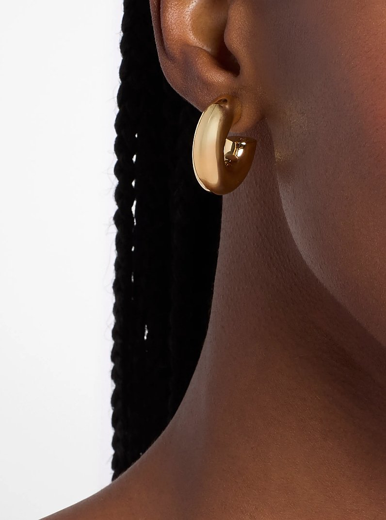 Aretes de argolla gruesos in DORADO | Michael Kors