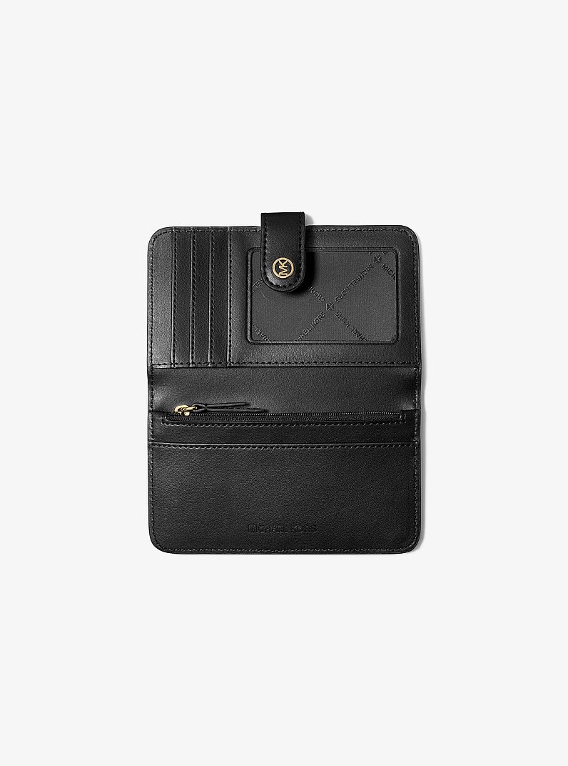 Jet Set Travel Medium Pebbled Leather Billfold Wallet in NOIR | Michael Kors