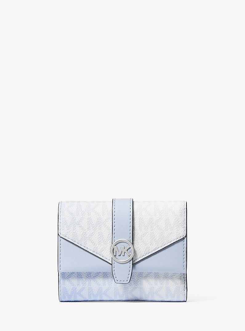 Portefeuille &agrave; trois volets Greenwich de taille moyenne ombr&eacute; &agrave; logo Signature in OC&Eacute;AN P&Acirc;LE | Michael Kors