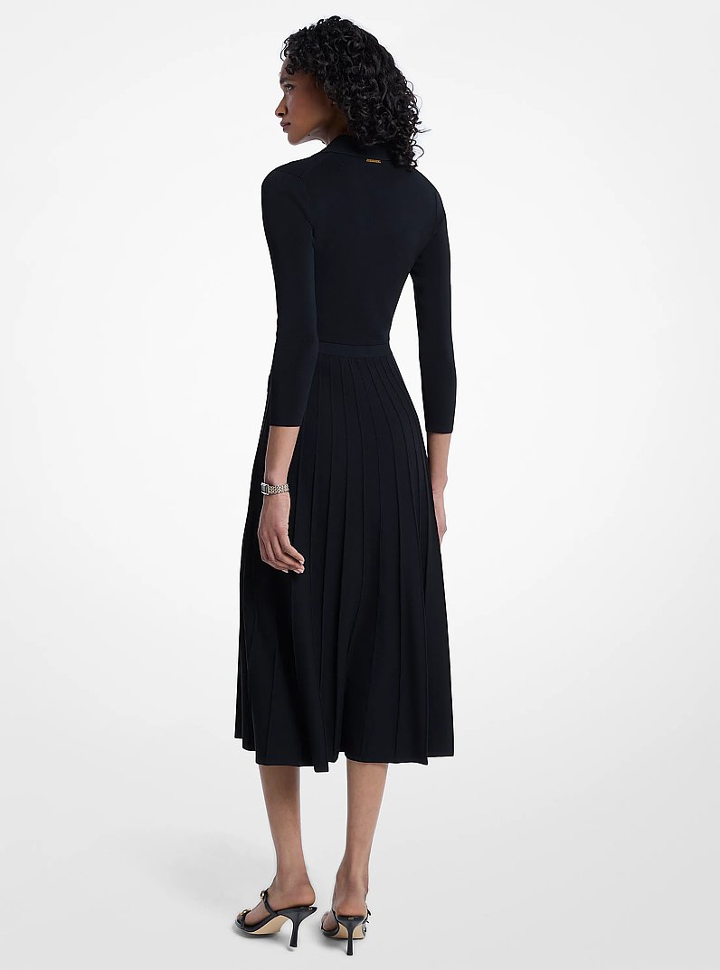 Pulloverkleid aus Stretch-Strick mit Polokragen in SCHWARZ | Michael Kors