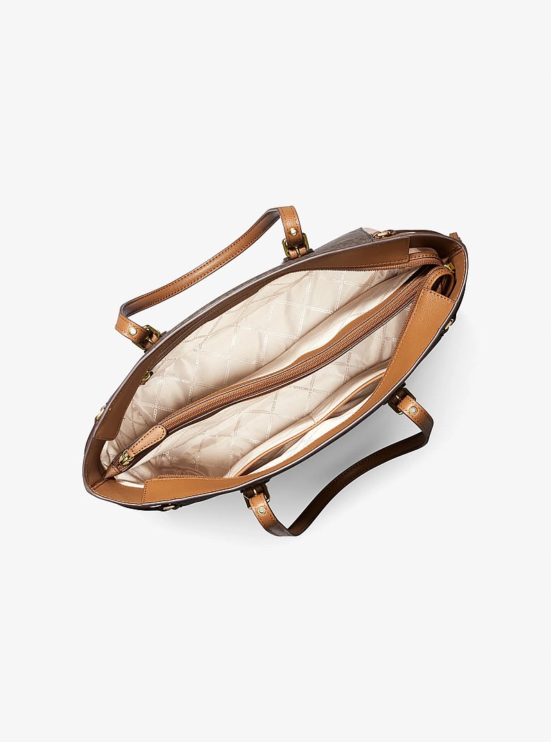 Voyager Medium Logo Tote Bag in BRN/ACORN | Michael Kors