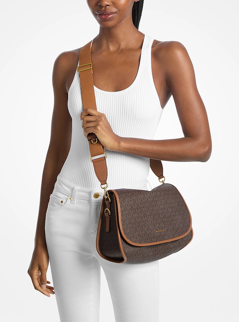 Wandelbare Messenger-Tasche Holmes Medium mit Signature-Logomuster in BRN/EICHELBR | Michael Kors