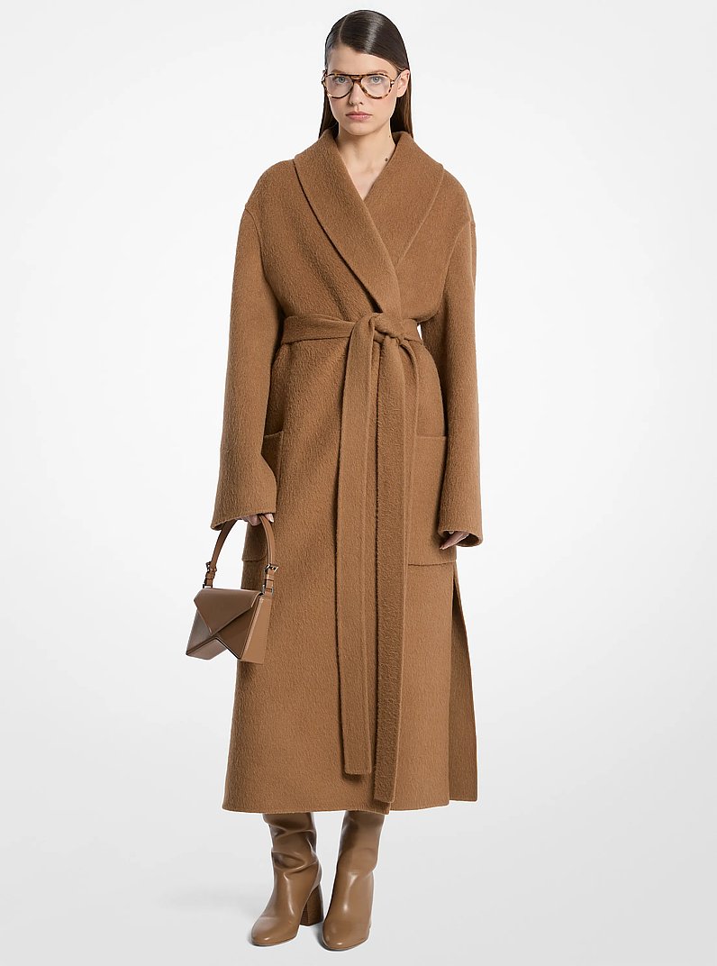 Manhatta Medium Leather Shoulder Bag in CARAMEL | Michael Kors