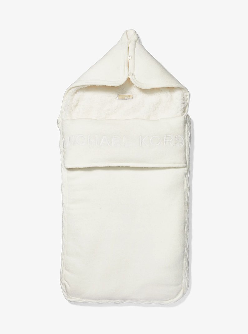 Baby Knit Sleeping Nest