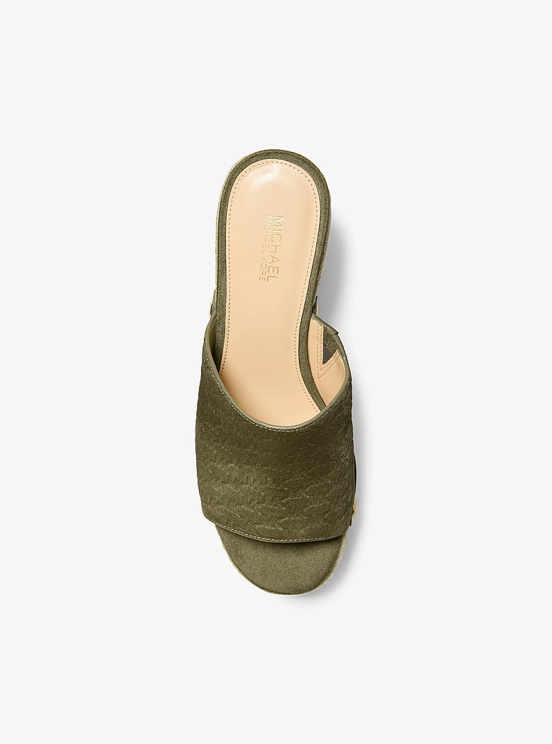Sandale &agrave; talon compens&eacute; Micah en microsu&egrave;de de polyester &agrave; logo grav&eacute; in VERT OLIVE | Michael Kors