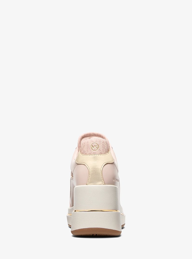 Sneaker Emmy aus Signature-Logostoff und Leder mit Keilabsatz in ZARTROSA | Michael Kors