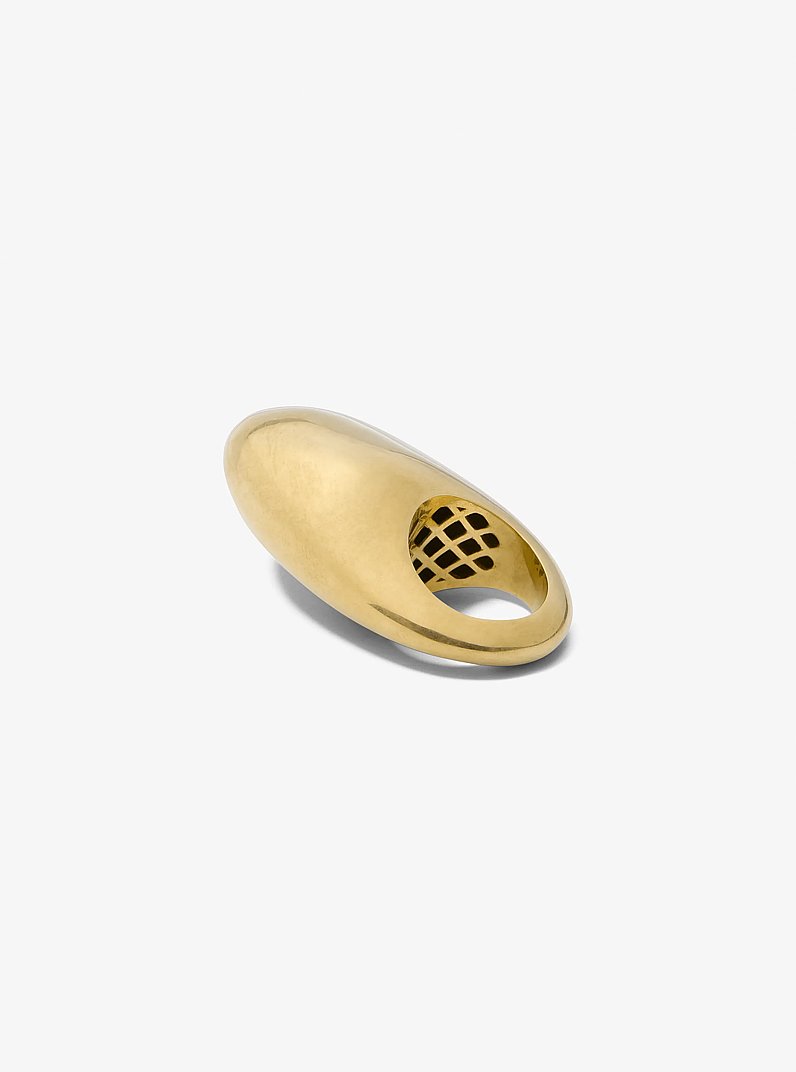 Anillo de lat&oacute;n enchapado en oro de 24 quilates con forma de c&uacute;pula in LAT&Oacute;N | Michael Kors