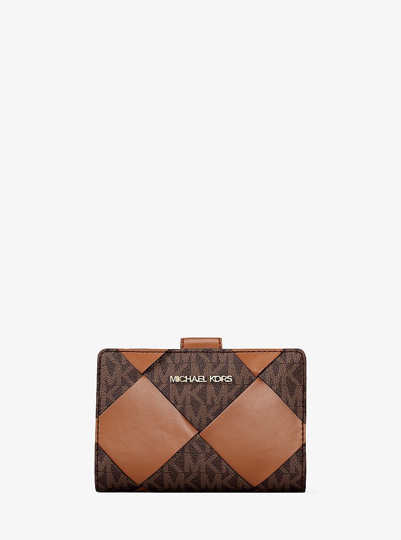 Gewebte Brieftasche Jet Set Travel Medium mit Signature-Logomuster in LUGGAGE | Michael Kors