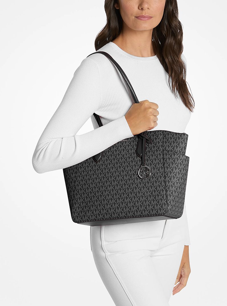 Marilyn Medium Signature Logo Tote Bag in NEGRO | Michael Kors