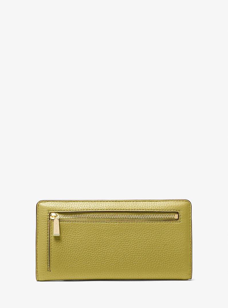 Cartera grande Bryant de piel granulada con cierre delantero con bot&oacute;n a presi&oacute;n in MANZANA | Michael Kors