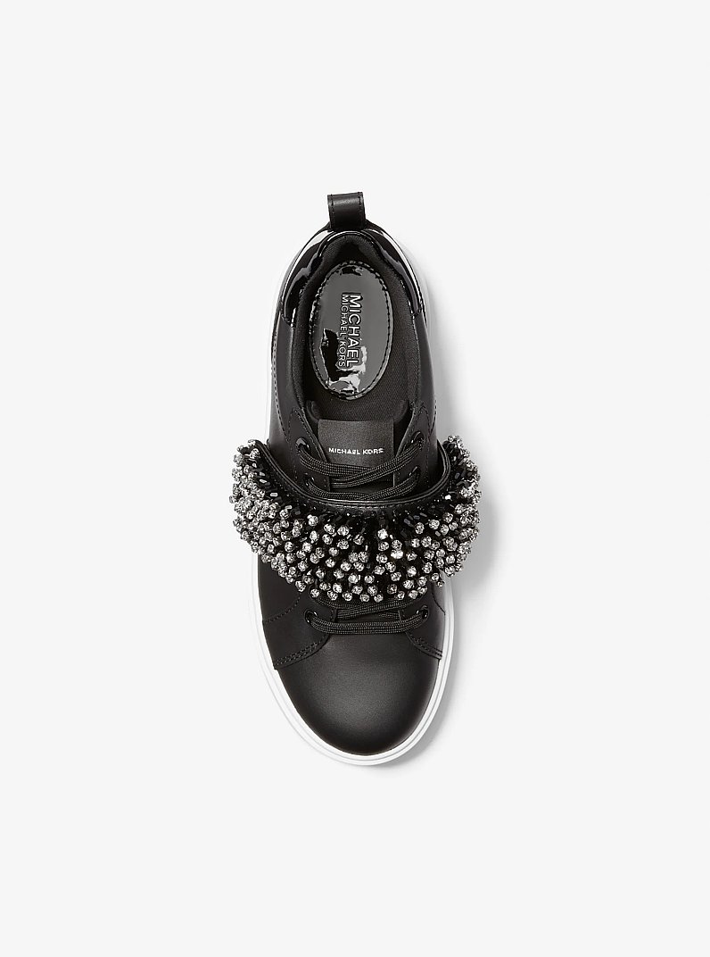 Zapatilla Emmett de piel con adornos