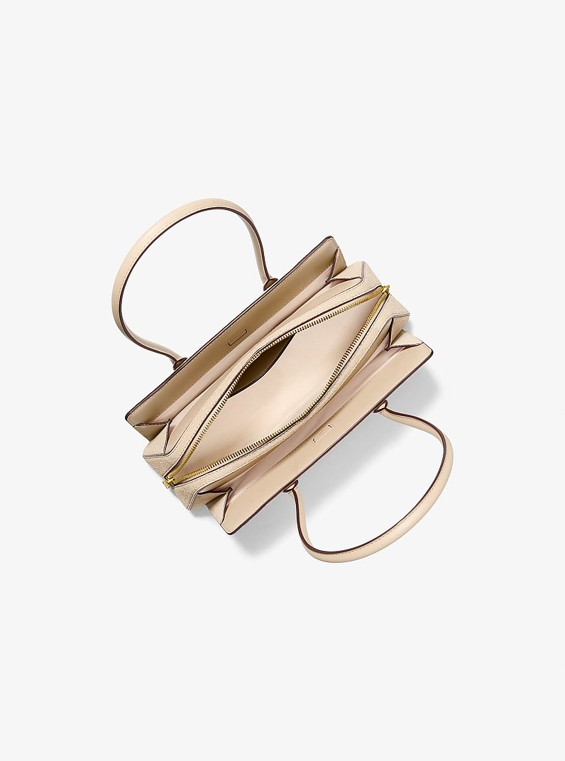 Bolso de hombro Laila peque&ntilde;o de gamuza in CAQUI | Michael Kors