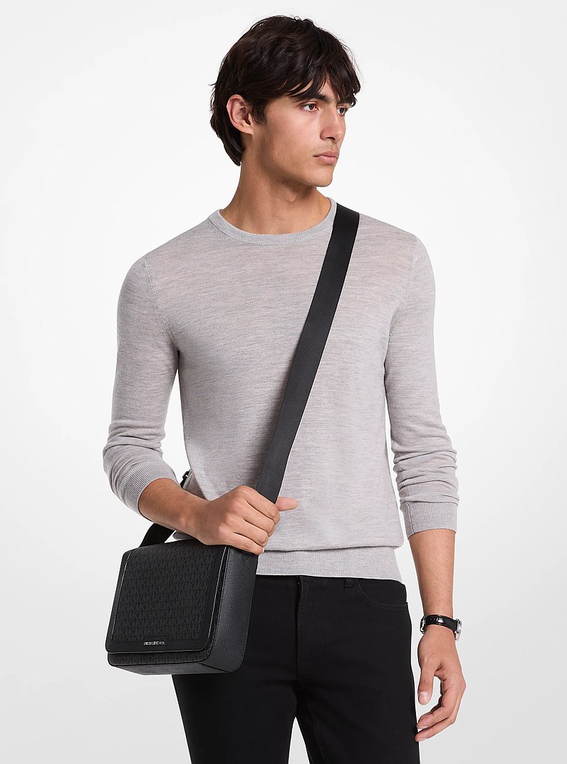 Sac &agrave; bandouli&egrave;re Hudson &agrave; logo Signature in NOIR | Michael Kors