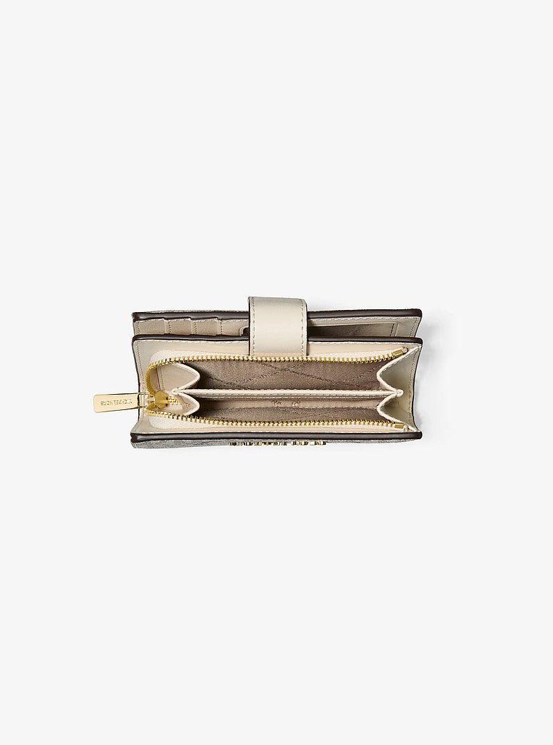 Jet Set Medium Printed Signature Logo Wallet in LT CRM MULTI
