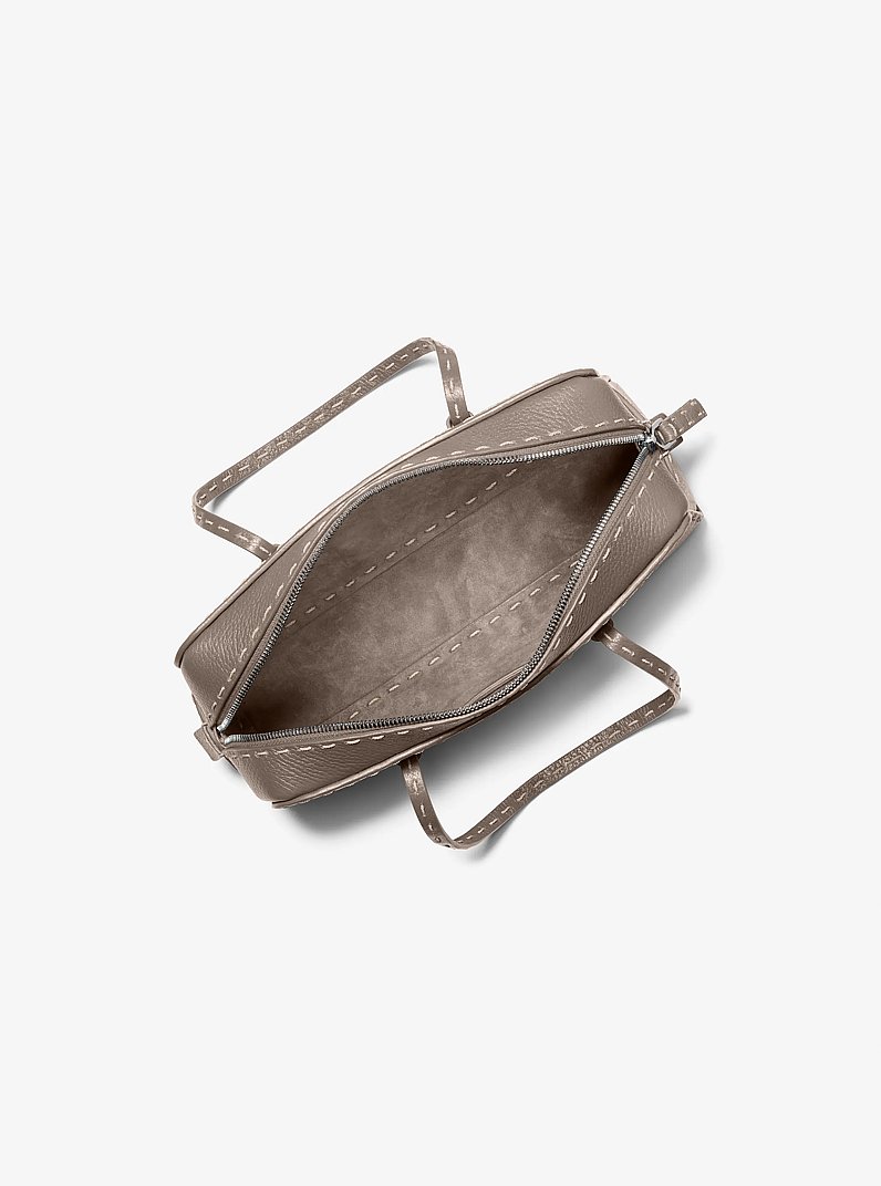Bolso satchel Roberta de cuero granulado cosido a mano in MOCA | Michael Kors