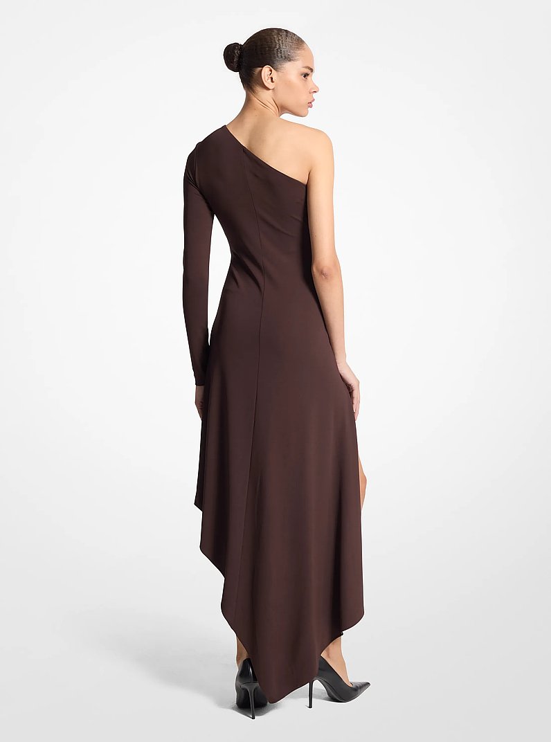 Vestido de jersey elastizado mate con un solo hombro y dobladillo estilo pa&ntilde;uelo in CHOCOLATE | Michael Kors