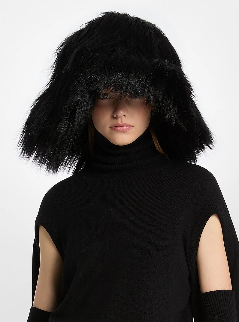 Long Haired Shearling Hat in BLACK | Michael Kors
