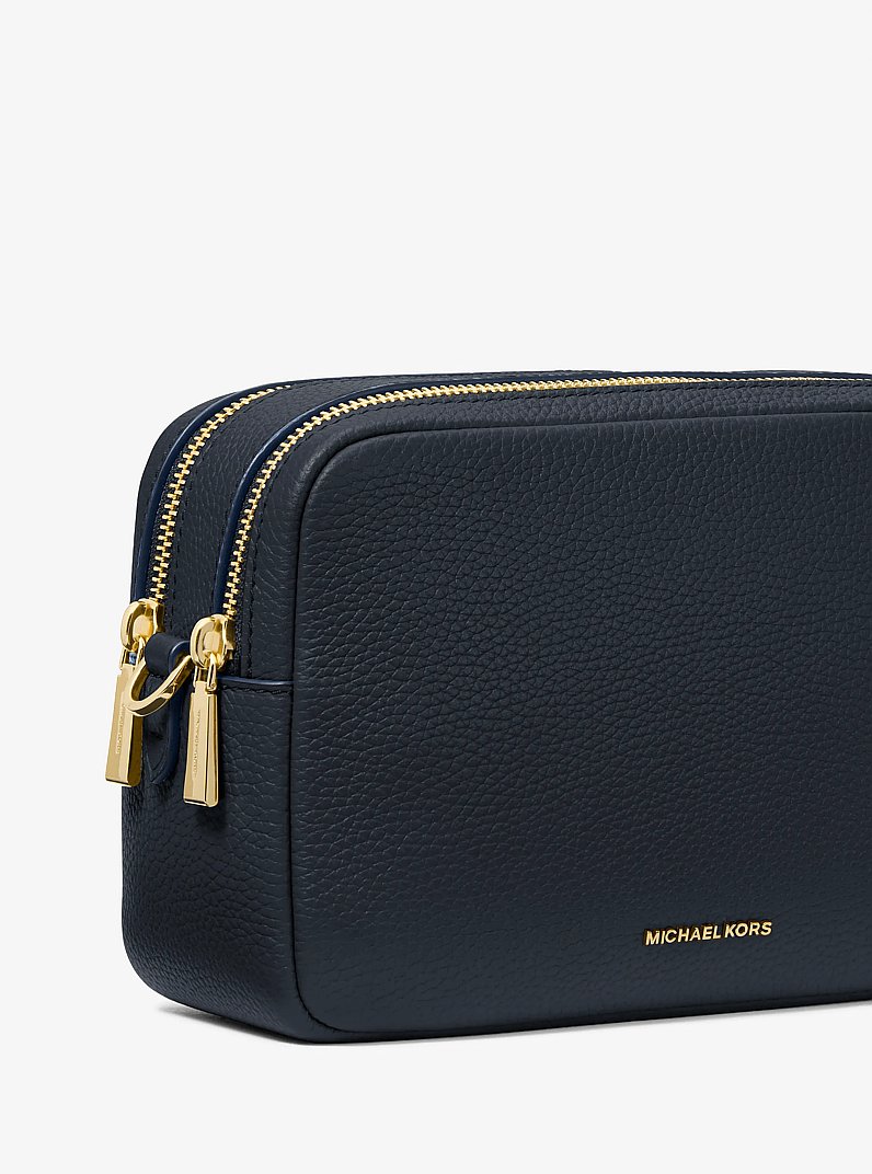 Bandolera para c&aacute;mara Bryant mediana de piel granulada in MEDIANOCHE | Michael Kors