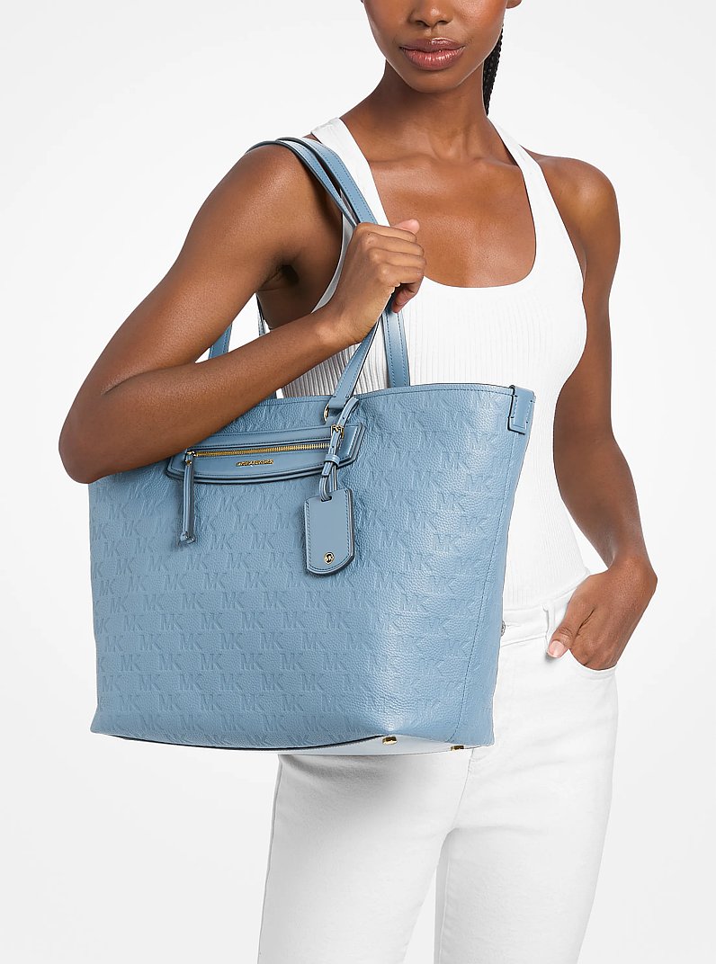 Tr&egrave;s grand cabas Jet Set Travel en cuir &agrave; logo en relief in CHAMBRAY | Michael Kors