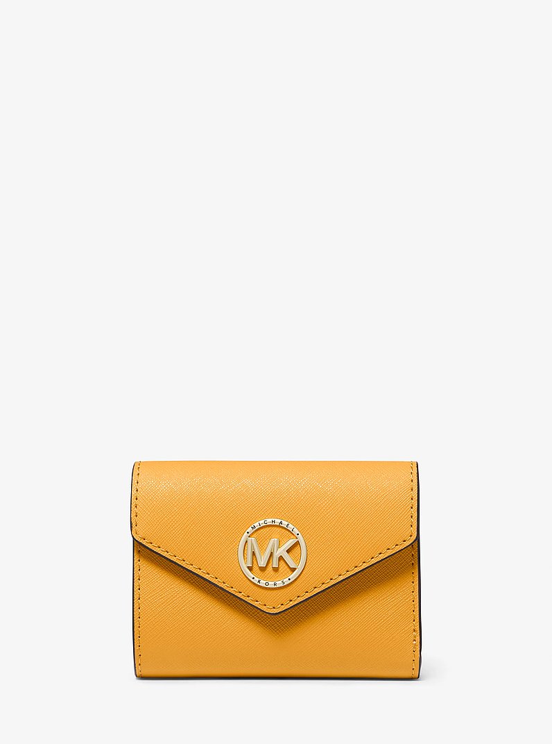 Portafoglio a tre ante Carmen medio in pelle Saffiano in GIALLO DORATO | Michael Kors