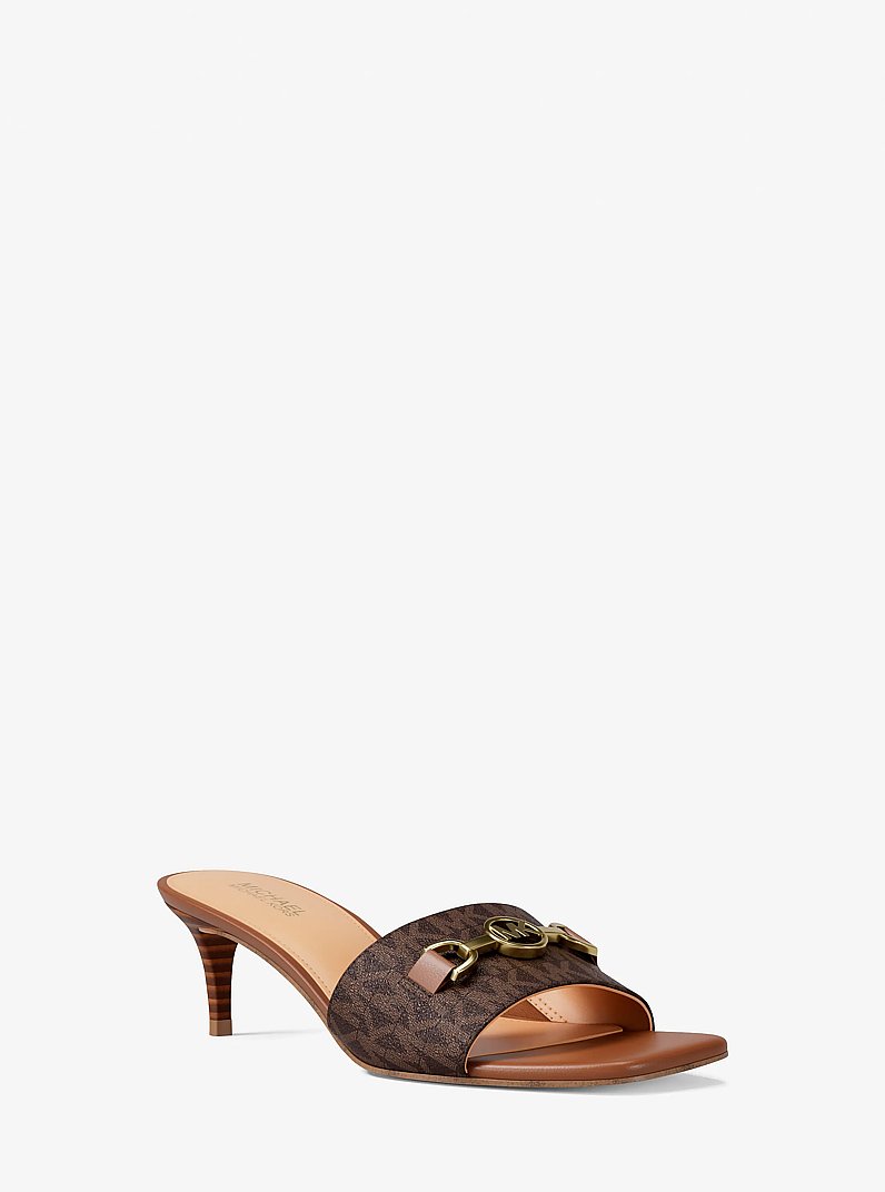 Sandale Natalie mit Signature-Logomuster und Kitten Heel in BRAUN | Michael Kors