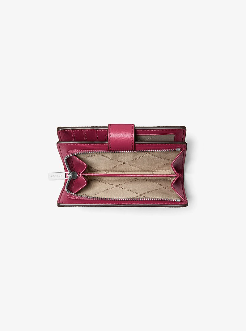 Jet Set Medium Printed Signature Logo Wallet in DK RASPBERRY | Michael Kors