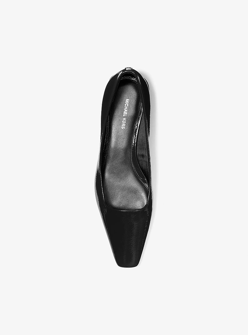 Bailarina Darrah de charol craquelado in NEGRO | Michael Kors