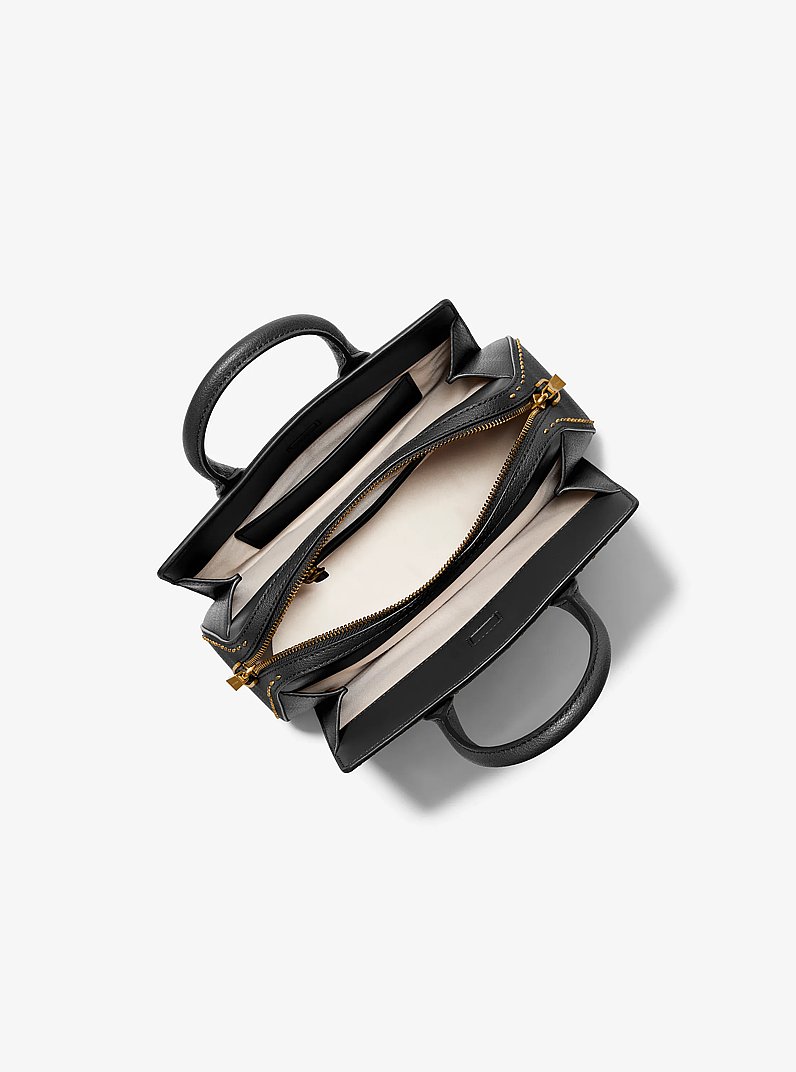 Petit sac Laila en cuir clout&eacute; in NOIR | Michael Kors