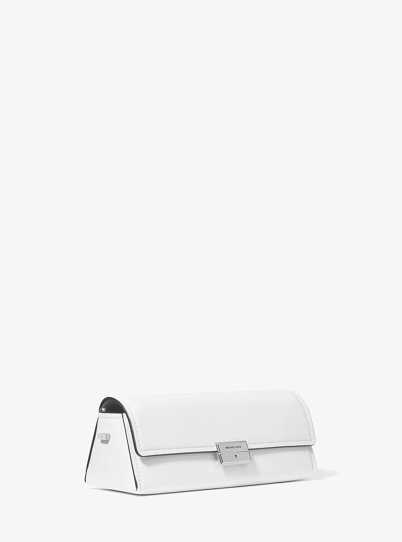 Wandelbare Pochette Ludlow Small aus Leder in OPTIC WHITE | Michael Kors