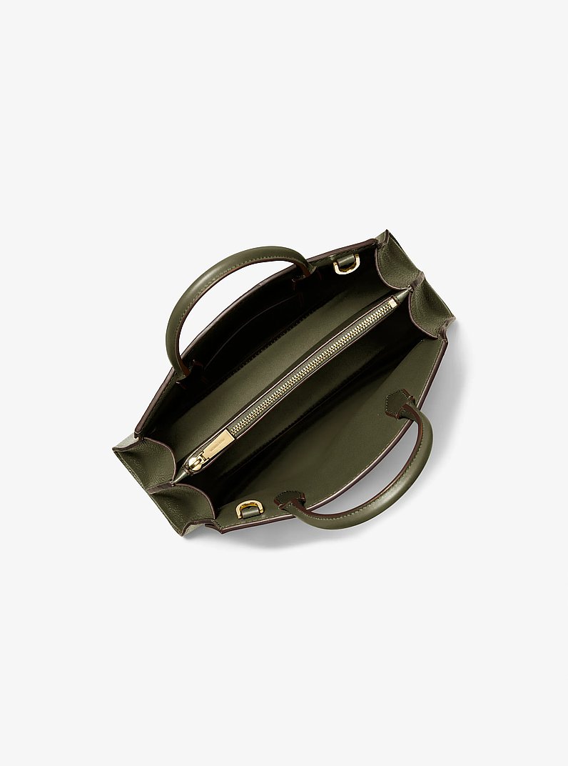 Bolso satchel Cornelia mediano de piel granulada in HIEDRA | Michael Kors