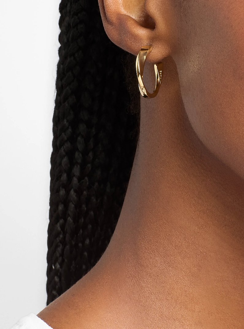&bull; Anneaux d&rsquo;oreilles torsad&eacute;s in OR | Michael Kors
