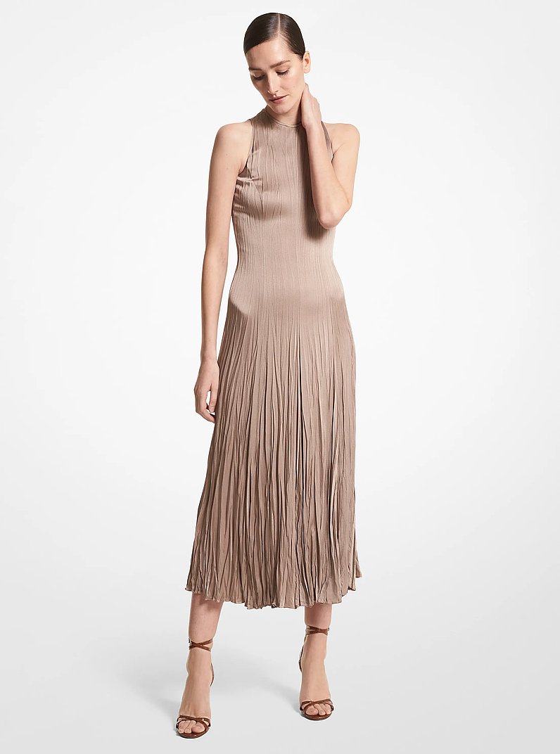 Vestido plisado en charmeuse texturizada
