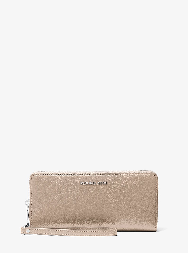 Grand portefeuille continental en cuir grain&eacute; in SABLE CLAIR | Michael Kors